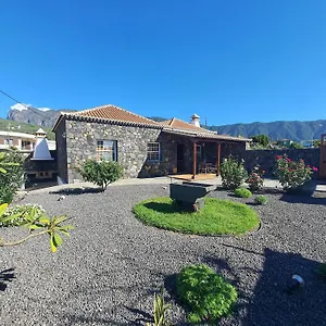https://casa-bayon.in-canary-islands.com