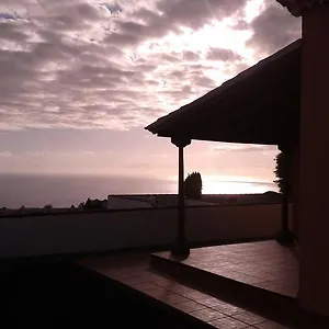 https://bungalows-el-poleal.in-canary-islands.com